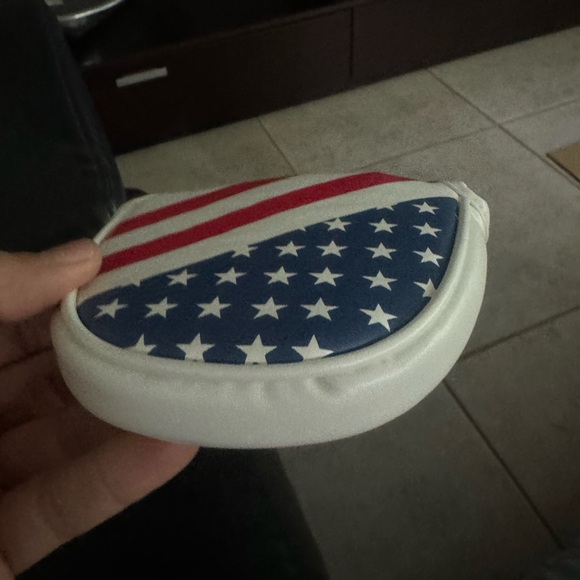 Golf Putter Head Cover New
USA - Picture 3 of 5